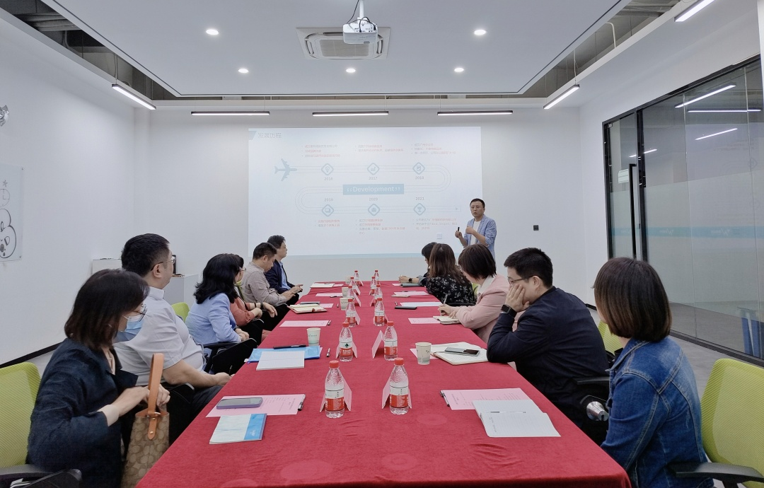 市金融工作局领导带队到尊龙抖圈 - 为du而生电商企业调研(图4)