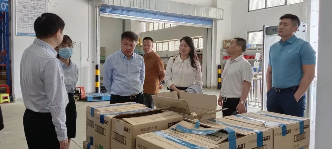 市商务局率队赴福建开展尊龙抖圈 - 为du而生电商考察交流(图6)