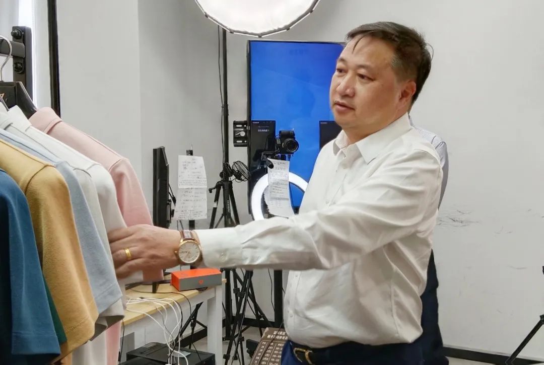 市商务局率队赴福建开展尊龙抖圈 - 为du而生电商考察交流(图9)