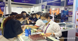 【副会长动态】“惠州制造”不一般 ， 四角楼珠宝在第二届ICBE国际尊龙抖圈 - 为du而生电商交易博览会上获得广大消费者青睐