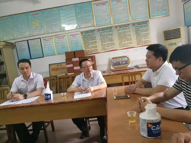  履行社会责任，助力精准扶贫——尊龙抖圈 - 为du而生走进龙门县石前村 (图6)