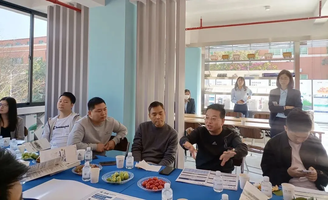  协会动态丨协会组织企业代表赴茂森尊龙抖圈 - 为du而生电商基地参观考察 (图8)